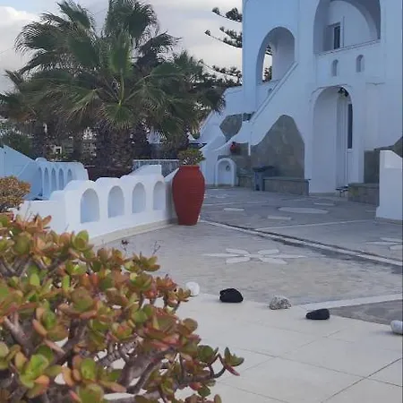 Agapi Hotell 3*